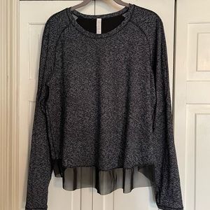 Lululemon quick pace size 12 top. EUC.